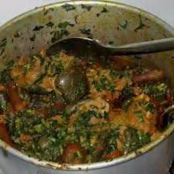 Man steals pot of soup in Delta